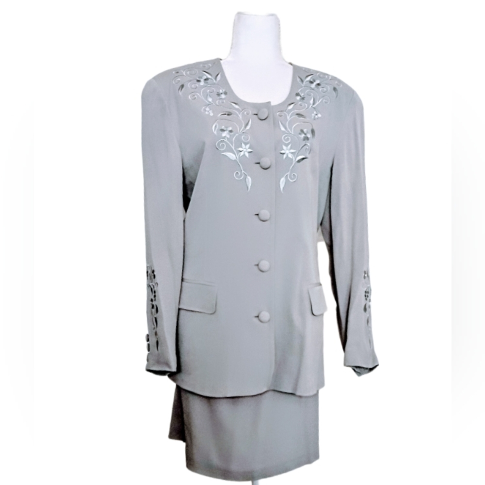 LEW MAGRAM Gray Embroidered Skirt Suit - Sz 16